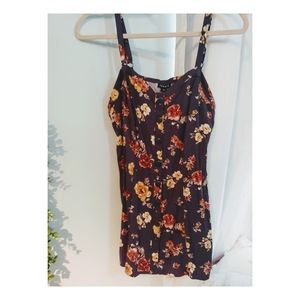 Torrid top and black distressed jeans